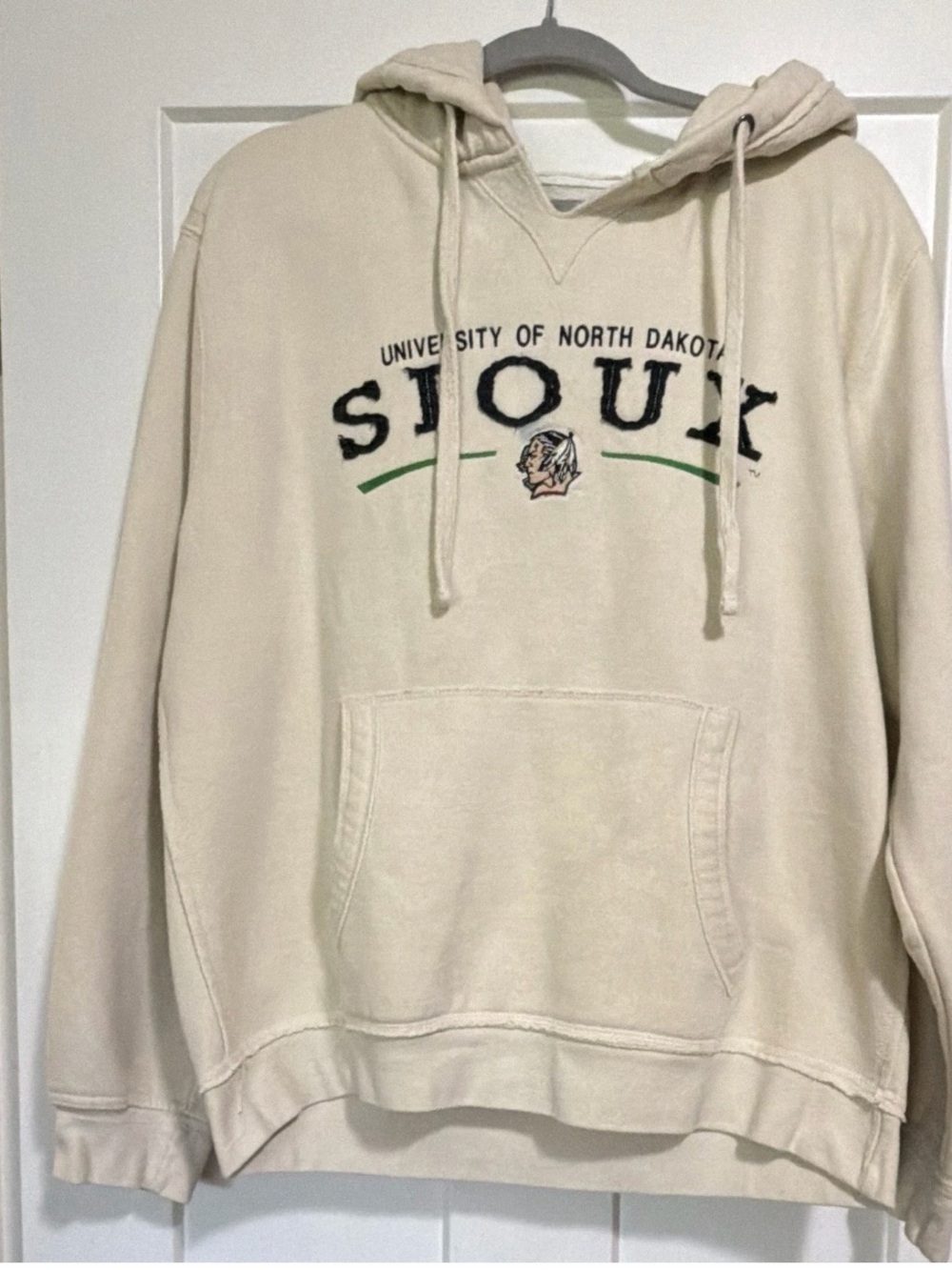 University of North Dakota Sioux Cream Pullover Hoodie